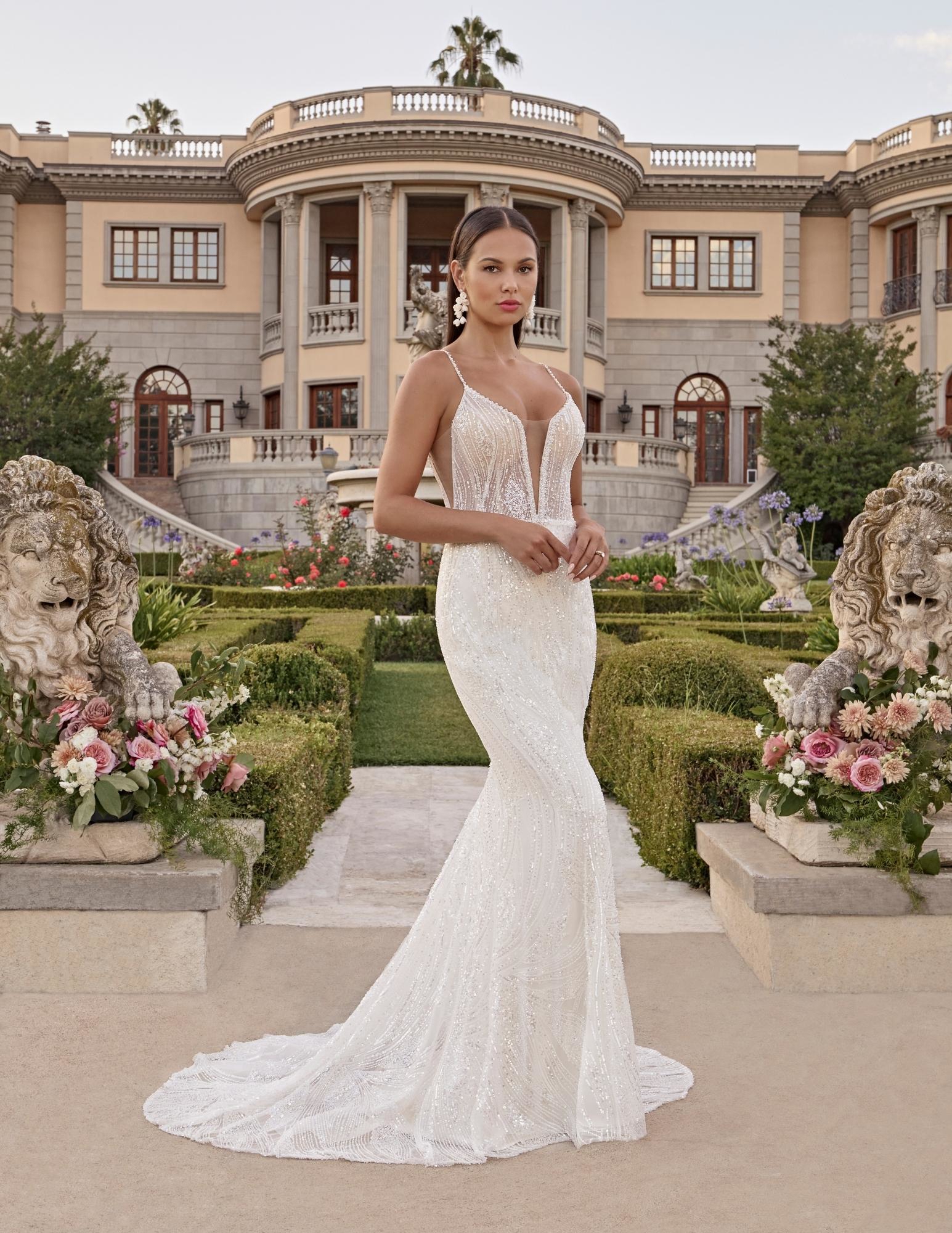 Casablanca Ivory Lace Wedding Dresses